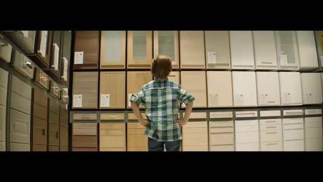 Video Reference: Photograph, Standing, Plaid, Snapshot, Symmetry, Pattern, Design, Daylighting, Architecture, Line