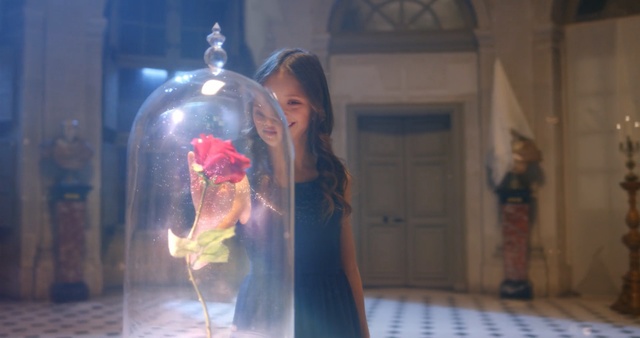 Video Reference: Light, Water, Reflection, Glass, Window, Transparent material, Art, Person