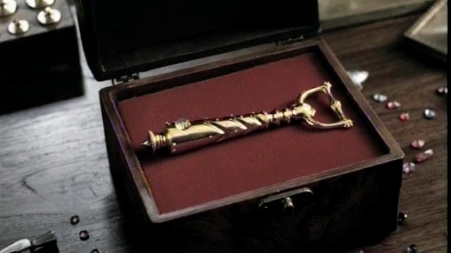 Video Reference: woodwind instrument, musical instrument, metal, wind instrument, font, product