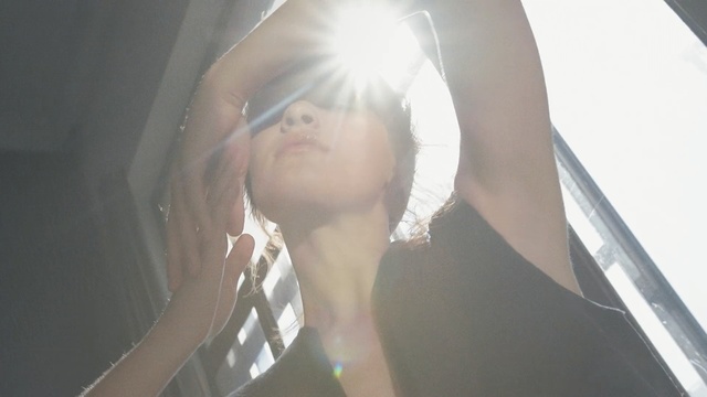 Video Reference: human hair color, girl, light, black hair, sunlight, hand, neck, long hair, fun, Person