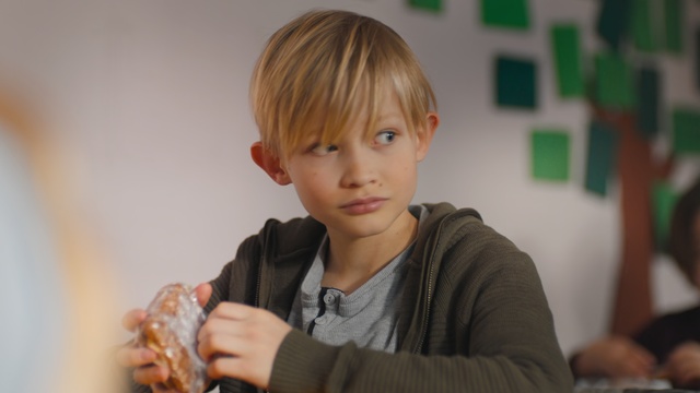 Video Reference: child, girl, hairstyle, boy, student, fun, smile, Person