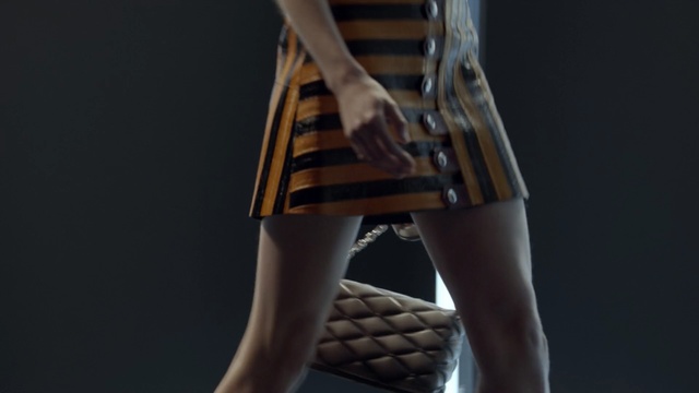 Video Reference: shoulder, joint, human leg, arm, hand