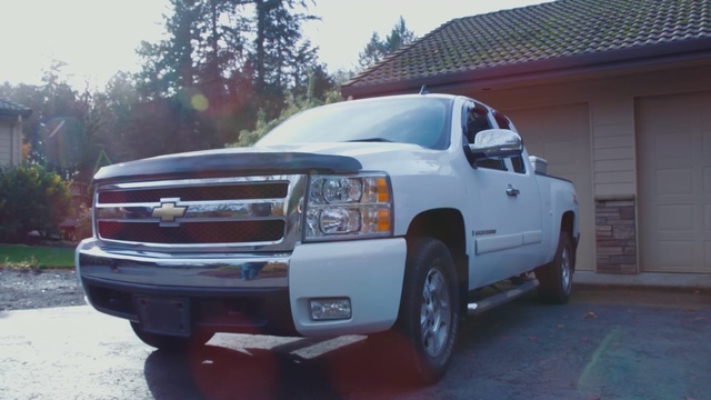 Video Reference: motor vehicle, vehicle, automotive tire, pickup truck, transport, truck, bumper, tire, car, rim