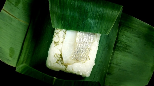 Video Reference: Rice, Suman, Leaf, Kesong puti, Banana leaf, Tapai, Burasa, Dish, Comfort food