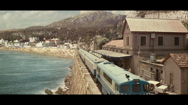 Video Reference: transport, water, sky, village, sea, house