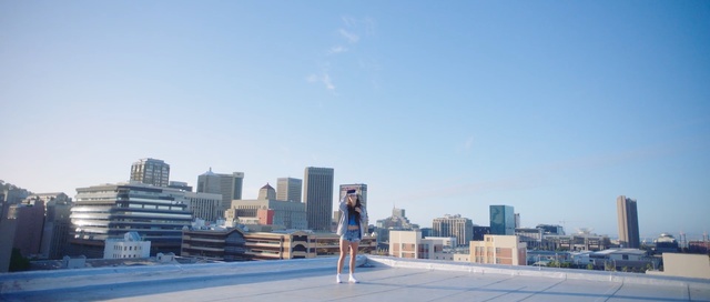Video Reference: metropolitan area, skyline, city, sky, urban area, daytime, skyscraper, cityscape, tower block, downtown