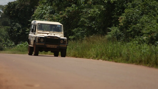 Video Reference: road, motor vehicle, car, vehicle, transport, mode of transport, infrastructure, off roading, safari, road trip