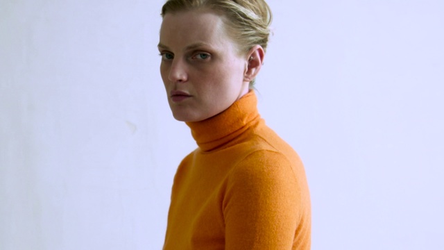 Video Reference: Hair, Face, Neck, Shoulder, Yellow, Blond, Chin, Hairstyle, Skin, Ear, Person