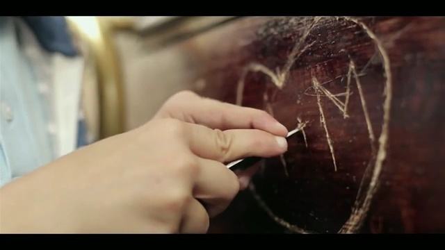 Video Reference: Hair, Hand, Finger, Close-up, Photography, Font, Black hair, Long hair, Brown hair, Eyewear, Person