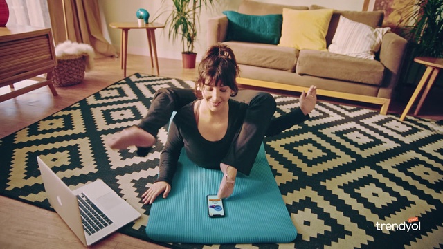 Video Reference: Floor, Room, Flooring, Yoga mat, Furniture, Arm, Table, Carpet, Leg, Physical fitness