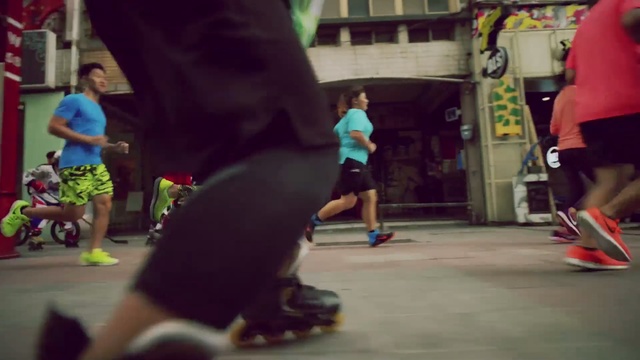 Video Reference: footwear, race, roller skating, freestyle slalom skating, physical exercise, youth, physical fitness, games, recreation, fun