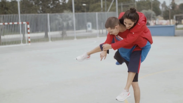 Video Reference: Recreation, Child, Play, Fun, Sports, Sports equipment, Competition event, Vacation, Games, Ice skating, Person