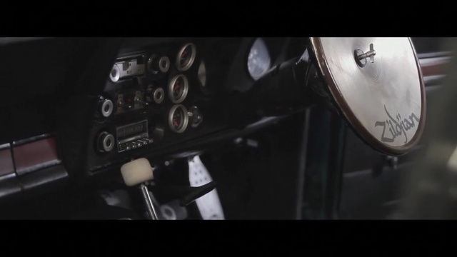 Video Reference: Land vehicle, Vehicle, Car, Classic car, Vintage car, Steering wheel, Rolls-royce, Wheel, Mg cars