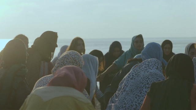 Video Reference: Crowd, Adaptation, Landscape, Sea