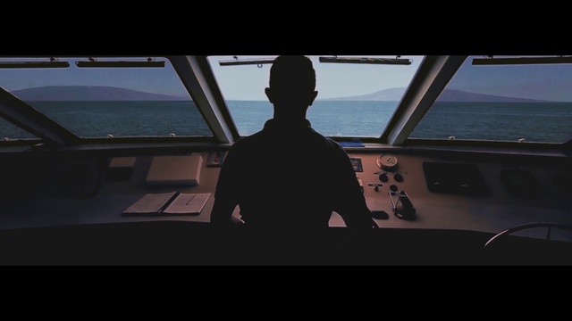 Video Reference: Sky, Screenshot, Photography, Adventure game, Backlighting, Window, Darkness