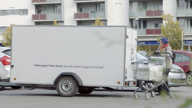 Video Reference: vehicle, land vehicle, motor vehicle, transport, car, mode of transport, trailer, automotive exterior, van, travel trailer