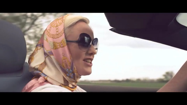 Video Reference: Eyewear, Sunglasses, Photograph, Glasses, Cool, Head, Vision care, Fun, Smile, Photography