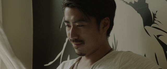 Video Reference: Hair, Face, Facial expression, Chin, Forehead, Nose, Eyebrow, Cheek, Head, Ear