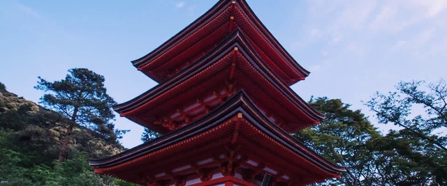 Video Reference: Chinese architecture, Japanese architecture, Pagoda, Architecture, Temple, Place of worship, Shinto shrine, Shrine, Tower, Sky