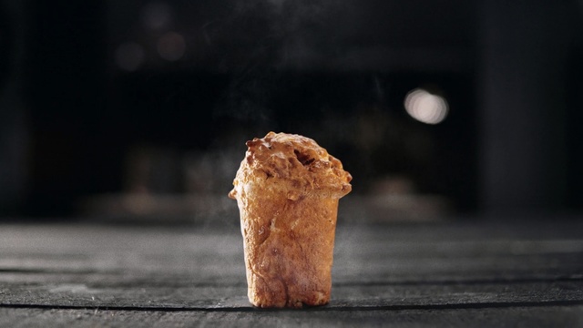 Video Reference: muffin, bread, quick bread, food, brown, baked goods, baked