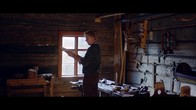 Video Reference: Room, Log cabin