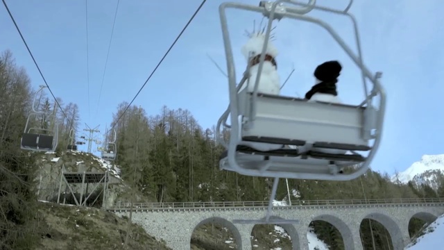 Video Reference: Vehicle, Cable car, Overhead power line