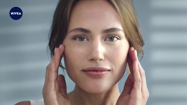 Video Reference: Face, Skin, Hair, Eyebrow, Cheek, Nose, Chin, Lip, Forehead, Beauty