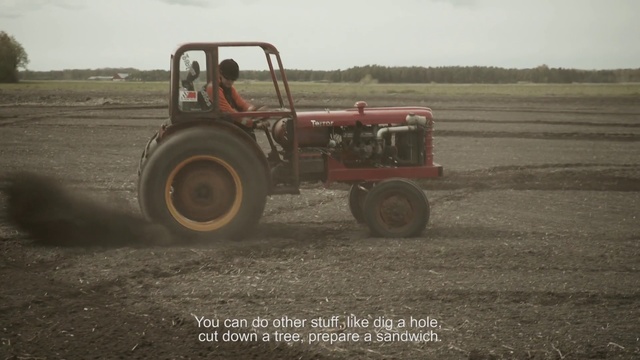 Video Reference: Land vehicle, Tractor, Vehicle, Agricultural machinery, Soil, Field, Off-roading, Agriculture, Off-road vehicle, Tire