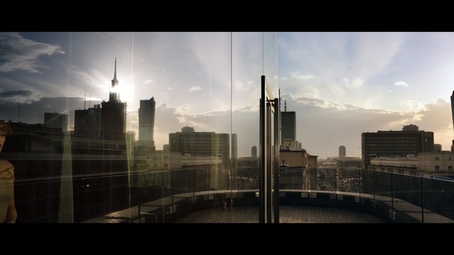 Video Reference: Metropolitan area, Urban area, Sky, City, Cityscape, Metropolis, Skyline, Human settlement, Daytime, Atmospheric phenomenon