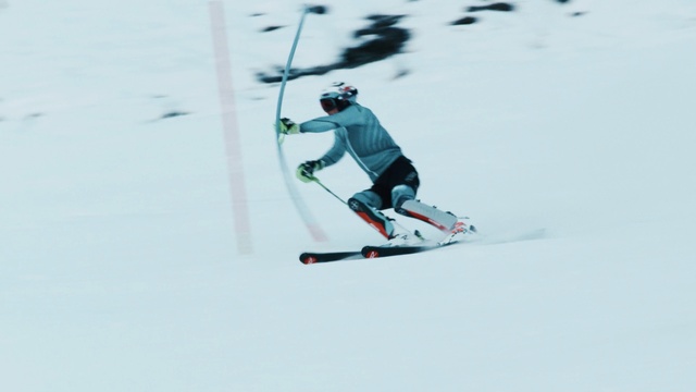 Video Reference: ski pole, ski binding, skiing, ski cross, extreme sport, alpine skiing, winter sport, slalom skiing, freestyle skiing, telemark skiing