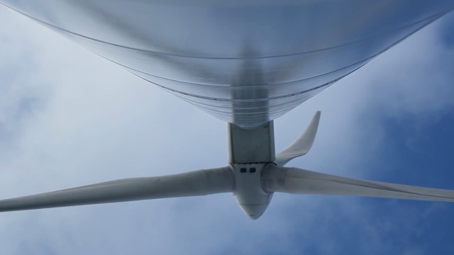 Video Reference: sky, propeller, propeller, air travel, aerospace engineering, daytime, wind, aviation, energy, cloud