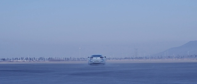 Video Reference: sky, horizon, water, sea, daytime, calm, coastal and oceanic landforms, atmosphere, ocean, fixed link