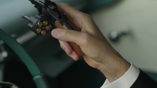 Video Reference: Gun, Revolver, Hand, Finger, Arm, Wrist, Nail, Ammunition, Thumb, Shooting sport