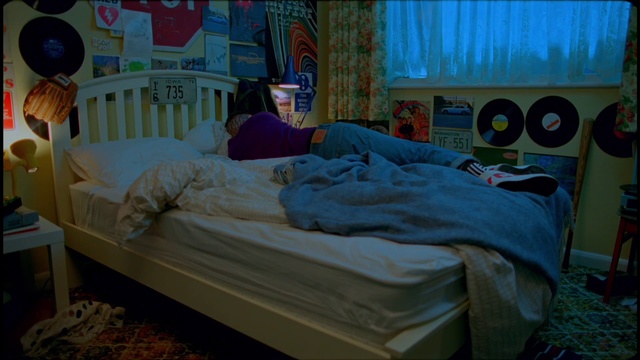 Video Reference: Bed, Bedroom, Furniture, Room, Bed sheet, Bed frame, Mattress, Comfort, House, Nap
