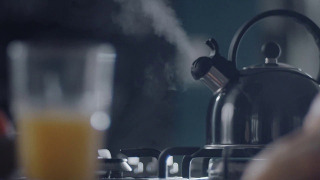 Video Reference: Sky, Small appliance, Smoke, Glass