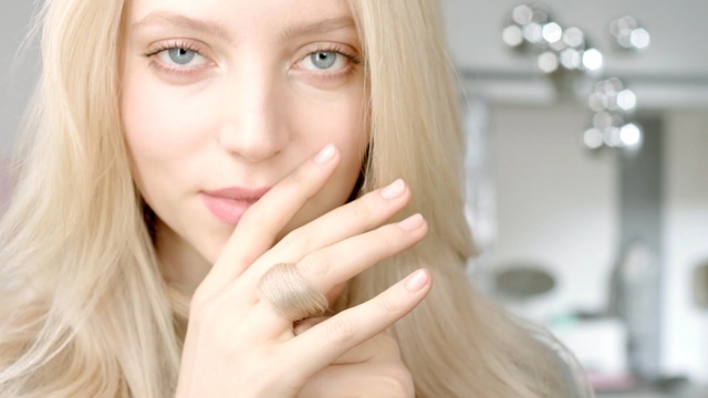 Video Reference: Face, Hair, Skin, Lip, Blond, Cheek, Eyebrow, Beauty, Nose, Hairstyle