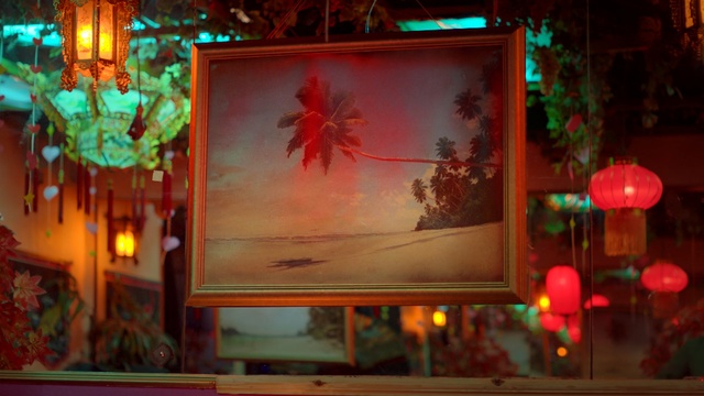 Video Reference: picture, interior, interior design, chinese, japanese, japan, green, red, frame  , Person