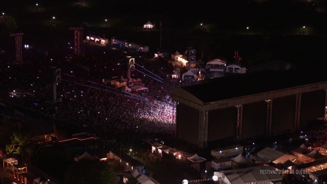 Video Reference: Night, Stage, Lighting, Sky, Metropolitan area, Performance, City, Midnight, Darkness, Metropolis