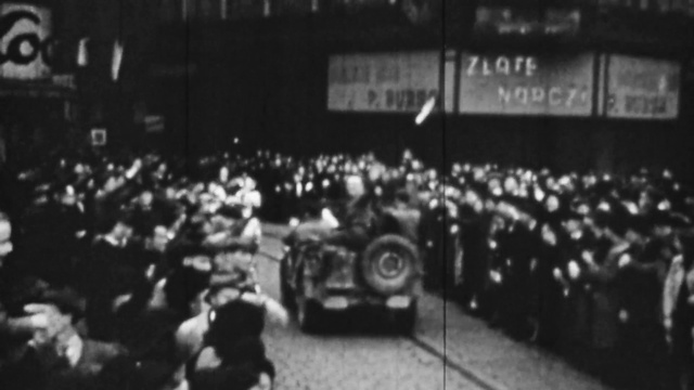 Video Reference: Vehicle, Car, Race car, Vintage car, Photography, Classic car, Sports car, Crowd