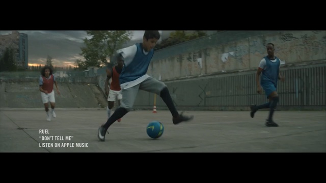 Video Reference: player, football player, games, ball, ball, football, sport venue, sports, soccer player, soccer