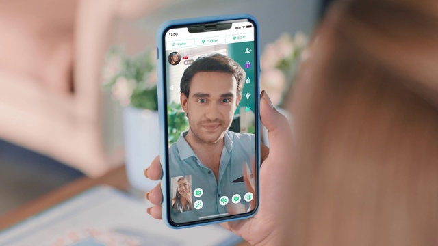 Video Reference: Smartphone, Mobile phone, Gadget, Communication Device, Portable communications device, Technology, Electronic device, Iphone, Selfie, Photography