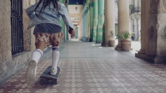 Video Reference: Photograph, Human leg, Leg, Footwear, Snapshot, Beauty, Fashion, Shoe, Flooring, Joint, Person