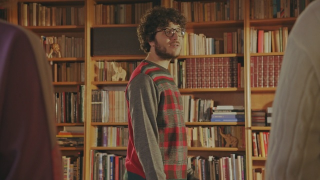 Video Reference: library, librarian, public library, bookcase, bookselling, book, shelving, antiquarian