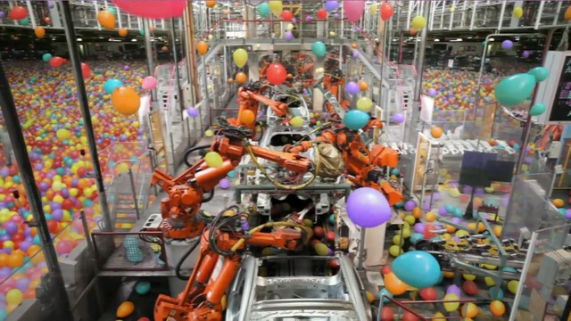 Video Reference: marketplace, bazaar, toy, shopping, product, leisure, Person