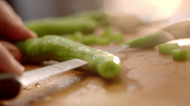 Video Reference: Food, Vegetable, Ingredient, Plant, Leek, Cuisine, Produce, Dish, Green bean, Recipe