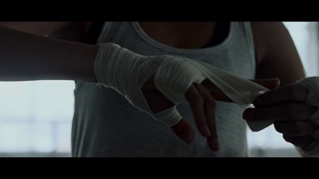 Video Reference: Hand, Finger, Arm, Joint, Wrist, Elbow, Gesture, Photography, Close-up, Glove