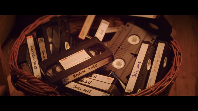 Video Reference: Electronics, Musical instrument accessory, Photography, Font, Still life photography, Electronic device, Compact cassette