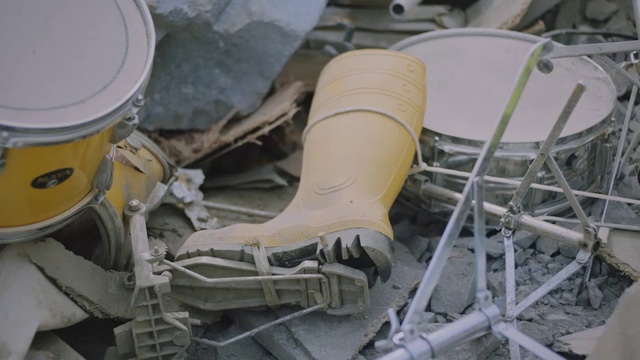 Video Reference: Shoe, Space