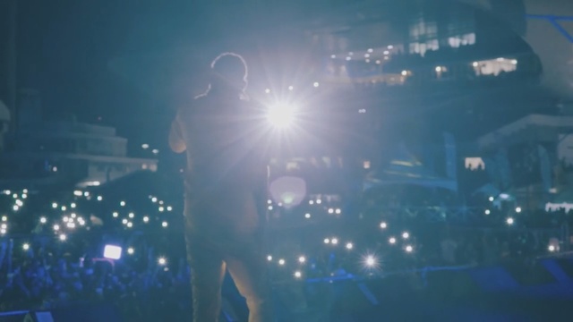 Video Reference: Sky, Light, Blue, Atmospheric phenomenon, Atmosphere, Lens flare, Cloud, Night, City, Performance