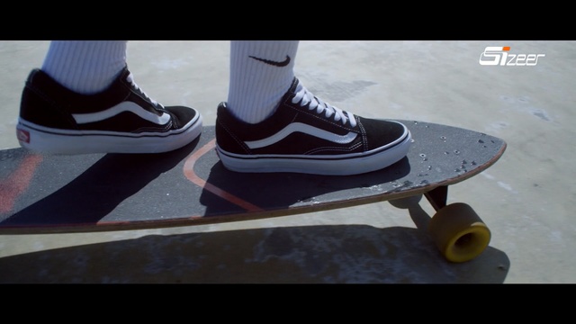 Video Reference: Footwear, Skateboarding Equipment, Skateboard, Skateboarding, Shoe, Skate shoe, Longboard, Longboarding, Sports equipment, Athletic shoe